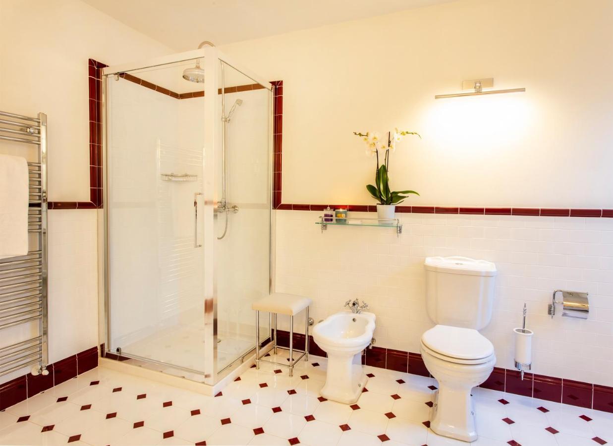 Palazzo Tiglio - A Small Luxury Hotels Of The World San Pancrazio  Bagian luar foto
